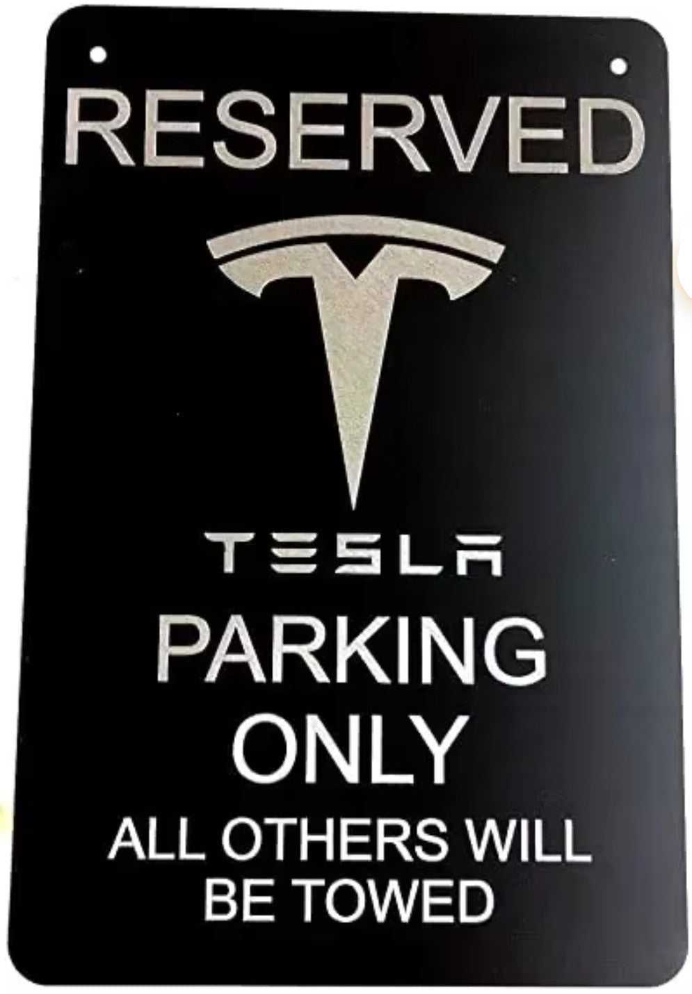 Accesorios Esenciales para Personalizar Tu Tesla