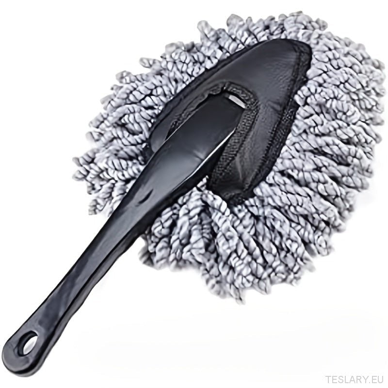 Duster de Microfibra: Elemento Esencial para tu Tesla