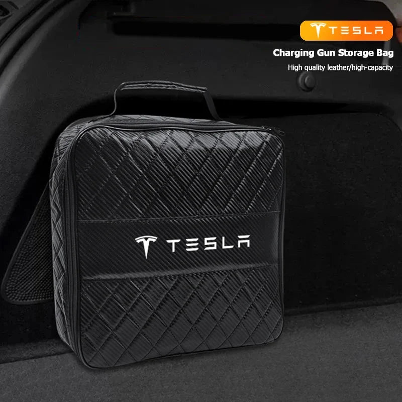 Accesorios imprescindibles para Tesla en Teslary