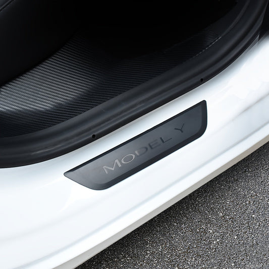 Tesla Model Y: Versterk Bescherming met Sill Panelen