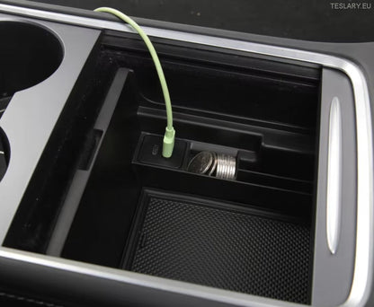 Tesla Model 3/Y Center Console Front arrangør med USB -porter og vårretur