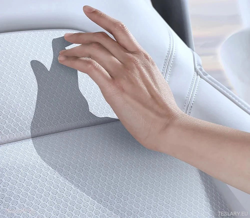 Tesla Model 3 / Y Ventilated Seat Cover(s) in Black or White PU Leather ( 1 Piece ) - TESLARY Tesla Shop Accessories Europe Nederlands Dublin Cork Ireland Deutschland Espana Alicante France Italia