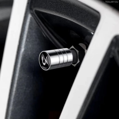 Tesla dekkluftventiler med modell 3 eller modell Y -logo